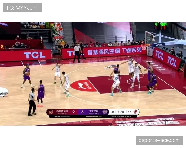 特里在强强对话中回撤组织防线,老将节奏掌控力如何碾压年轻中卫?